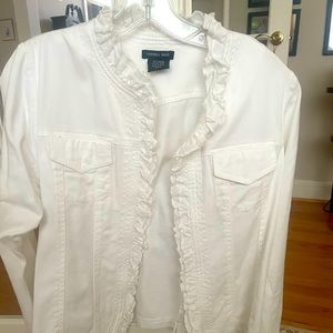 White denim jacket NEW medium